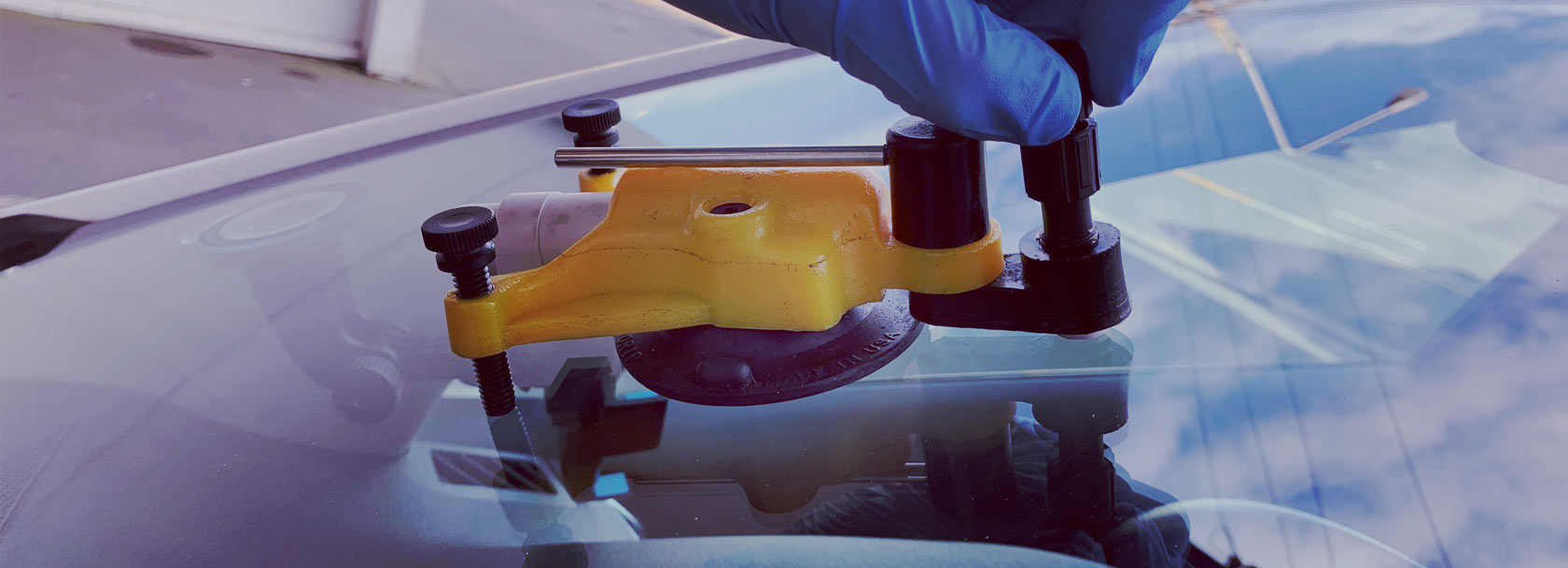 How windscreen repair actually works a step by step guide Fast